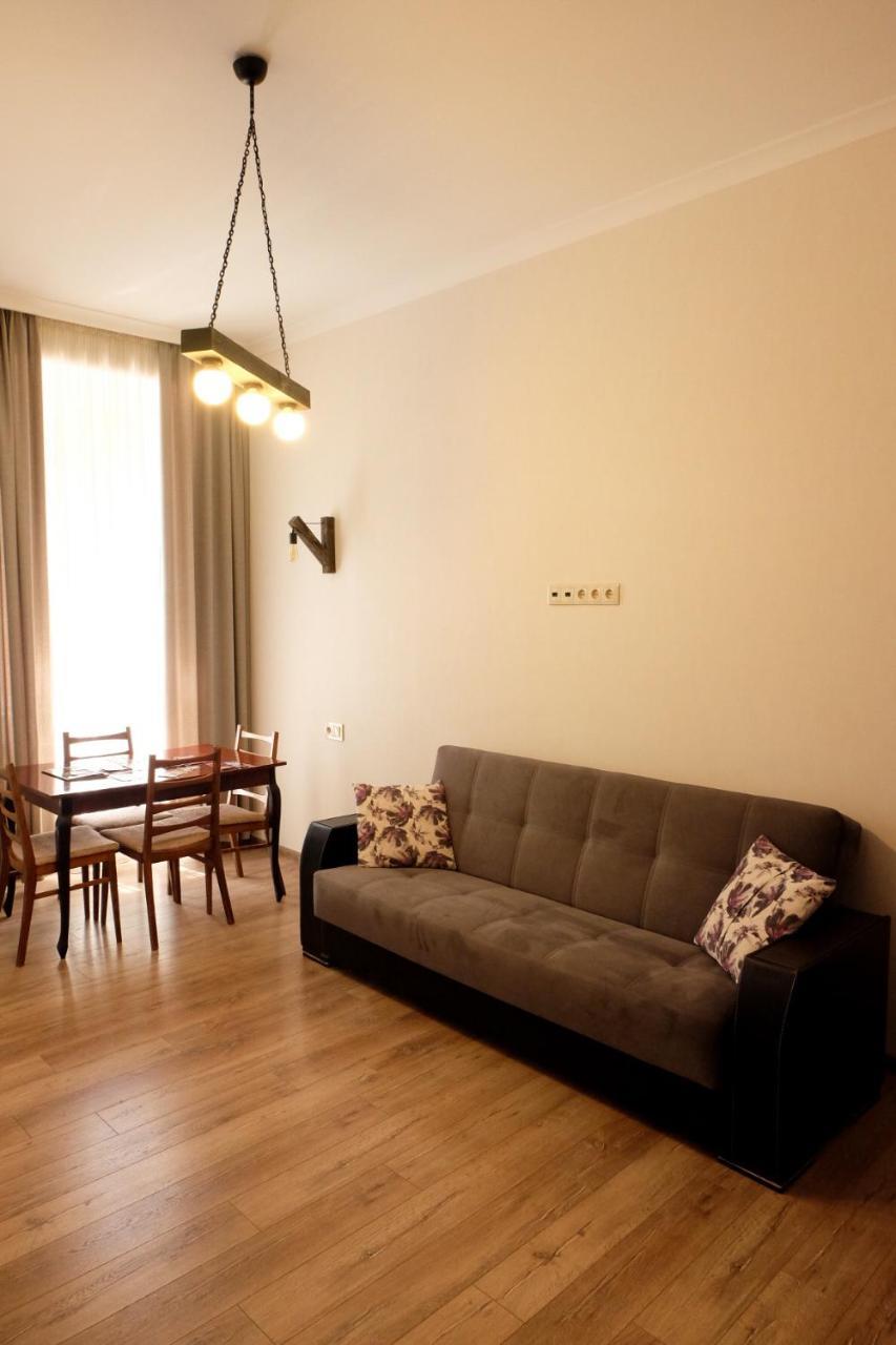 20 Griboedov Apartment- Heart Of ティビリシ エクステリア 写真